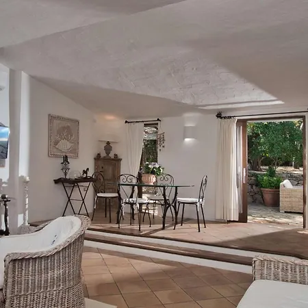 Almarlu Villa *